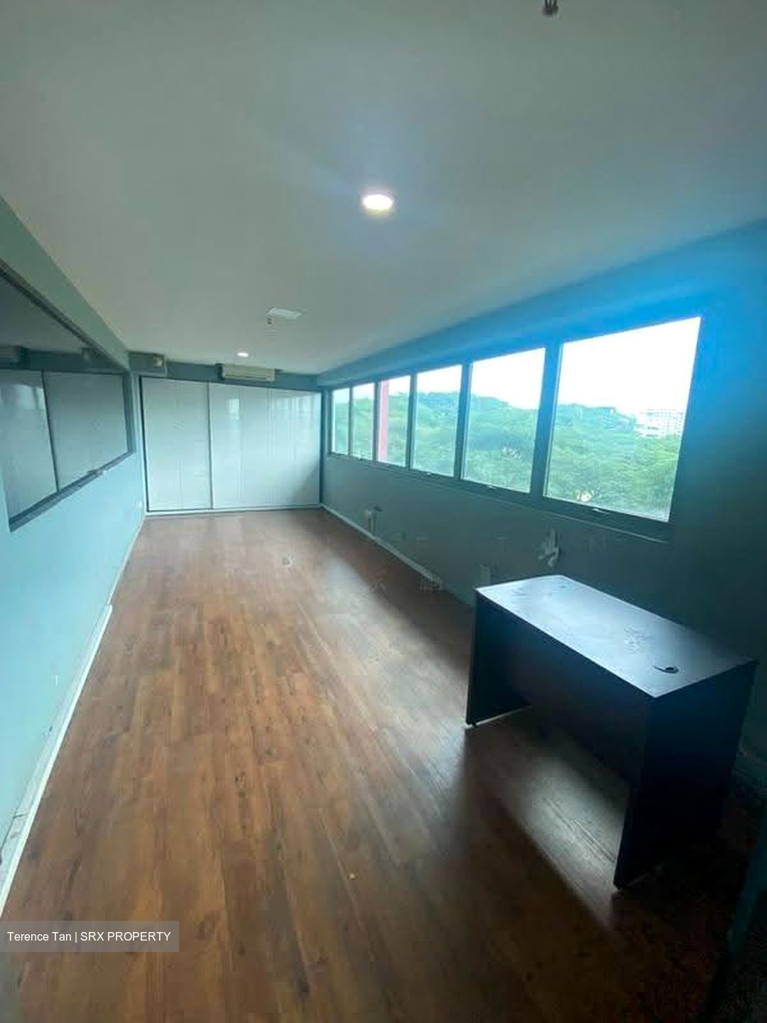 Premier @ Kaki Bukit (D14), Factory #628759031